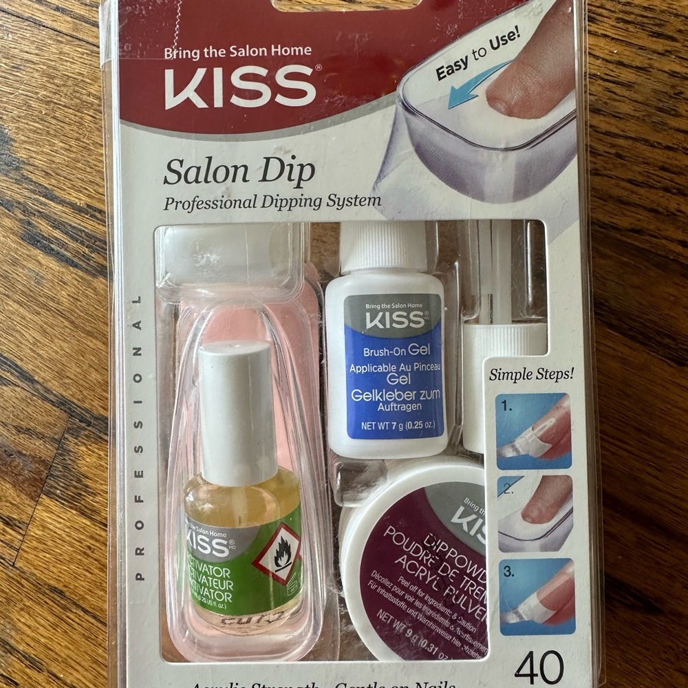 Kiss Nail Dipping Kit in White